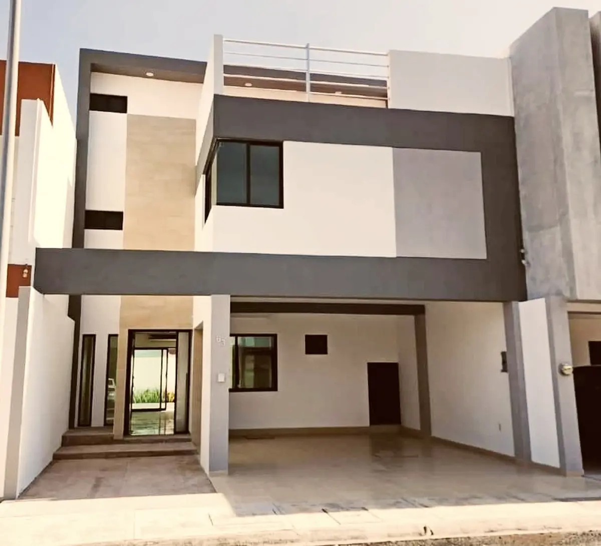 Casa en venta en Lomas de la Rioja, Alvarado — foto 1 de 13