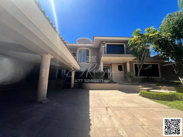Casa en venta en Balcones del Campestre, León — foto 3 de 41