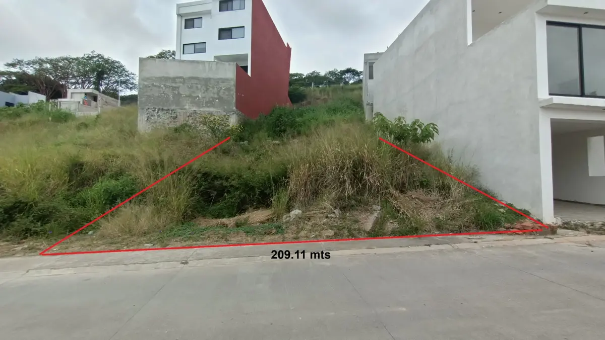Terreno en venta en La Cúspide, Xalapa — foto 1 de 14