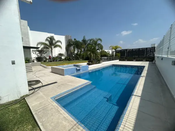 Casa en venta en Lomas de Cocoyoc, Atlatlahucan — foto 2 de 25