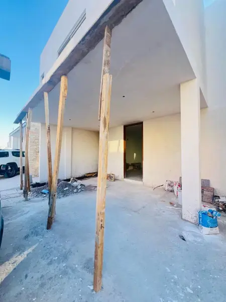 Casa en venta en Villas del Renacimiento, Torreón — foto 2 de 25