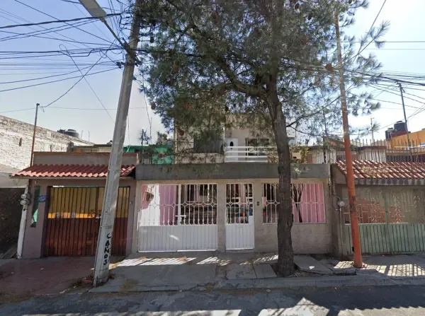 Casa en Valle de Aragón 3ra. Sección Oriente, Ecatepec de Morelos, México