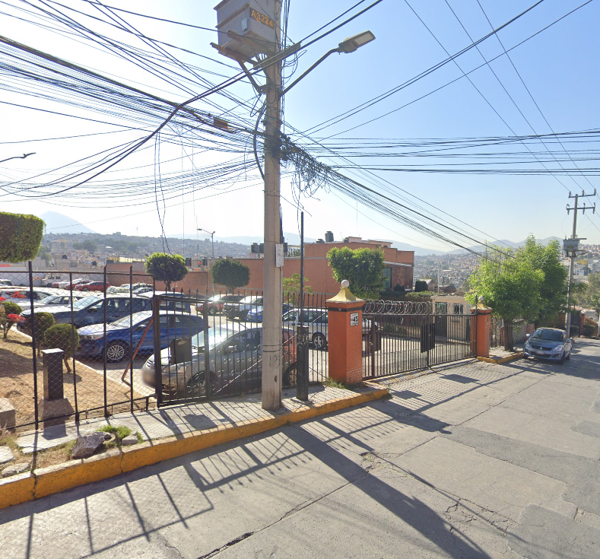 Casa en venta en Villas de San Francisco I, Tultitlán — foto 2 de 9