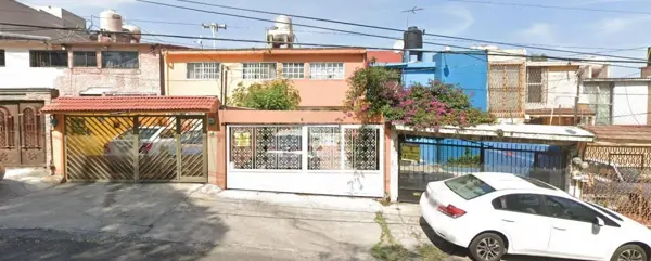 Casa en remate en Viveros de la Loma, Tlalnepantla de Baz, México