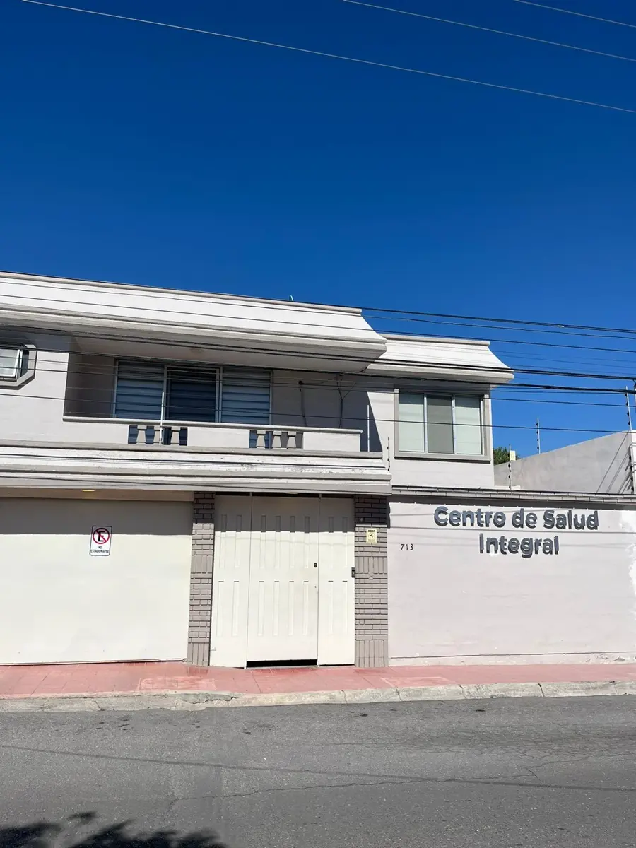 Consultorio en renta en Latinoamericana, Saltillo — foto 1 de 10