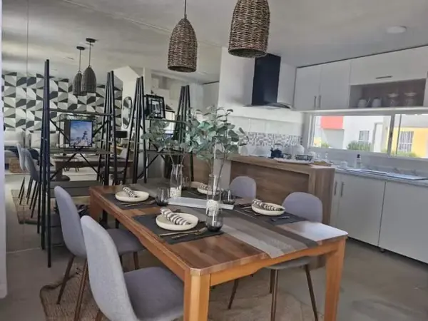Casa en venta en San Luis II, Mineral de la Reforma — foto 2 de 6
