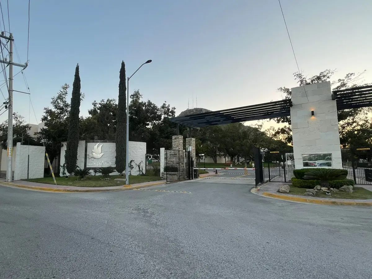 Casa en venta en Portal las Palomas, Ramos Arizpe — foto 1 de 19