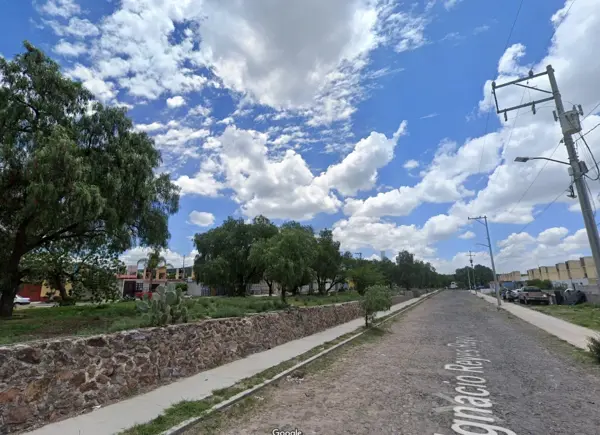 Casa en venta en Villas Fundadores, San Juan del Río — foto 2 de 11