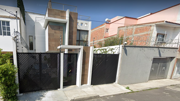 Casa en venta en 18, Xochimilco — foto 2 de 16