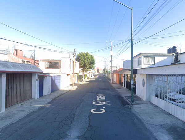 Casa en venta en Club Jardin, Toluca — foto 2 de 11