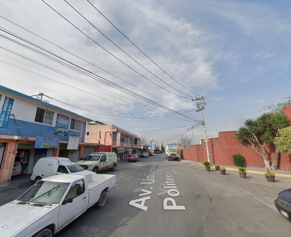Casa en venta en Los Portales, Tultitlán — foto 2 de 11