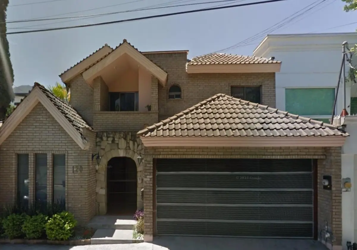 Casa en venta en Mirasierra, San Pedro Garza García — foto 1 de 8