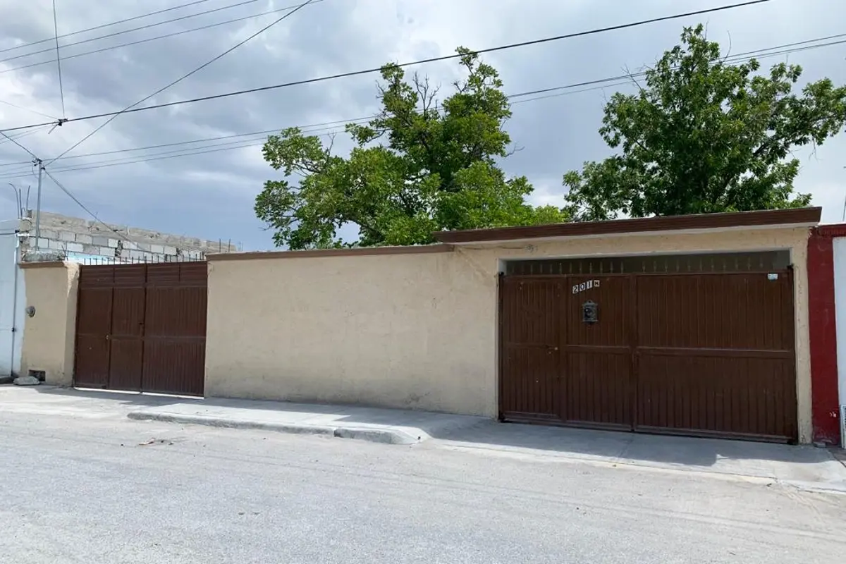 Casa en venta en Elíseo Mendoza Berrueto, Parras — foto 1 de 8