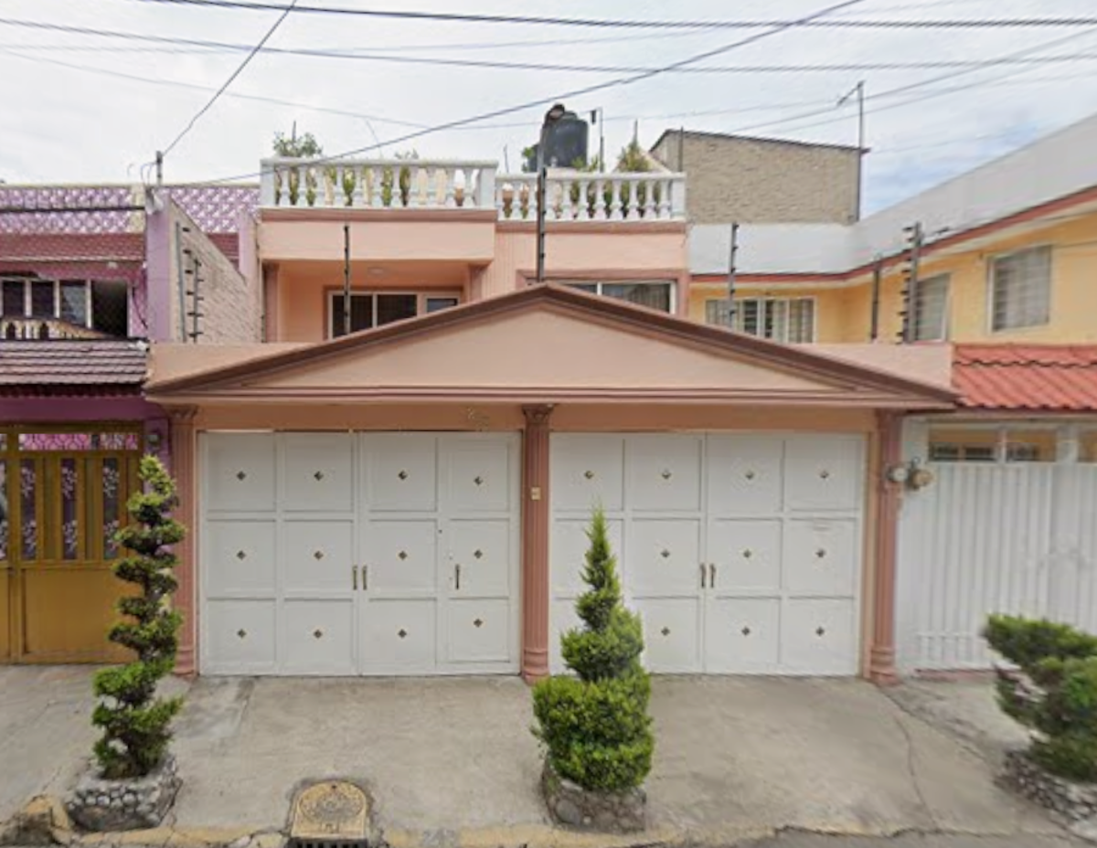 Casa en venta en Valle de Aragon, Nezahualcóyotl — foto 1 de 9