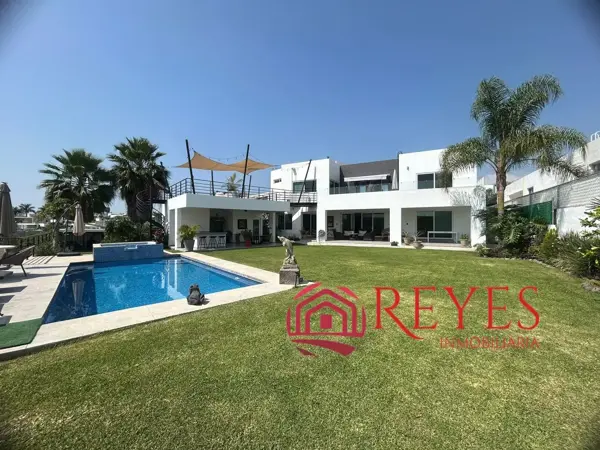 Casa en venta en Lomas de Cocoyoc, Atlatlahucan, Morelos Casa en venta en Lomas de Cocoyoc, Atlatlahucan, Morelos