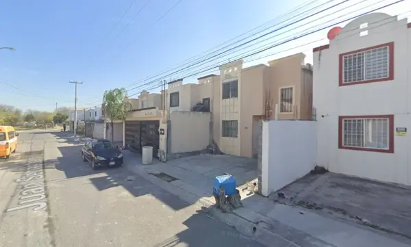 Casa en Mision de Fundadores, Apodaca, Nuevo León