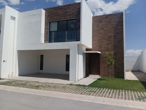 Casa en venta en Villas del Renacimiento, Torreón — foto 3 de 46