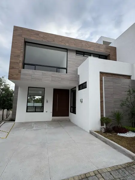 Casa en venta en Lomas de Angelópolis, San Andrés Cholula, Puebla