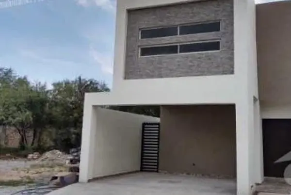 Casa en venta en La Aurora, Saltillo — foto 2 de 15
