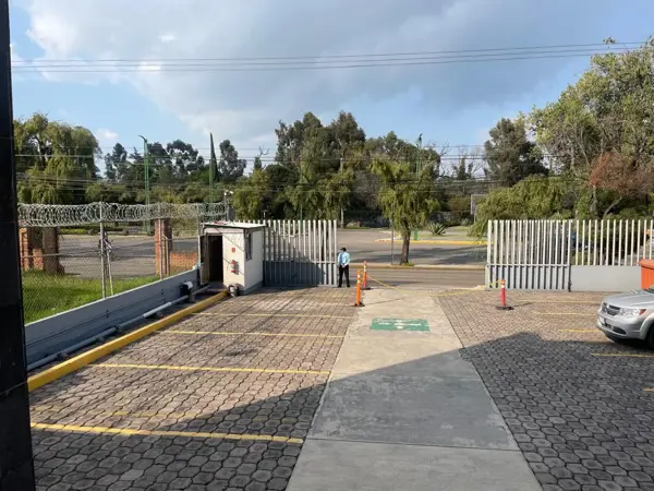 Edificio en renta en Xinantecatl, Metepec — foto 2 de 18