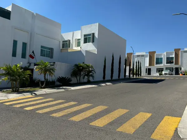 Casa en venta en Colinas del Santuario, Corregidora — foto 2 de 21
