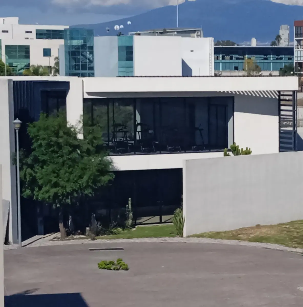 Casa en venta en San Bernardino Tlaxcalancingo, San Andrés Cholula — foto 1 de 34