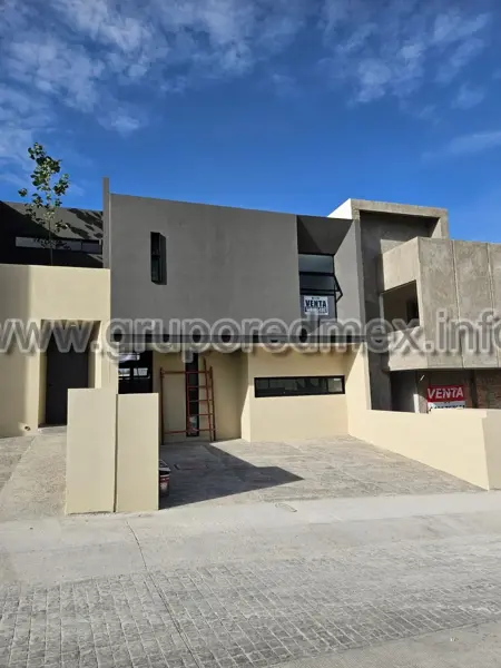 Casa en Capital Sur, El Marqués, Querétaro