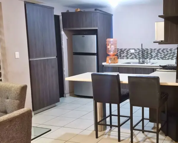 Casa en venta en Calzadas Anáhuac, General Escobedo — foto 2 de 23