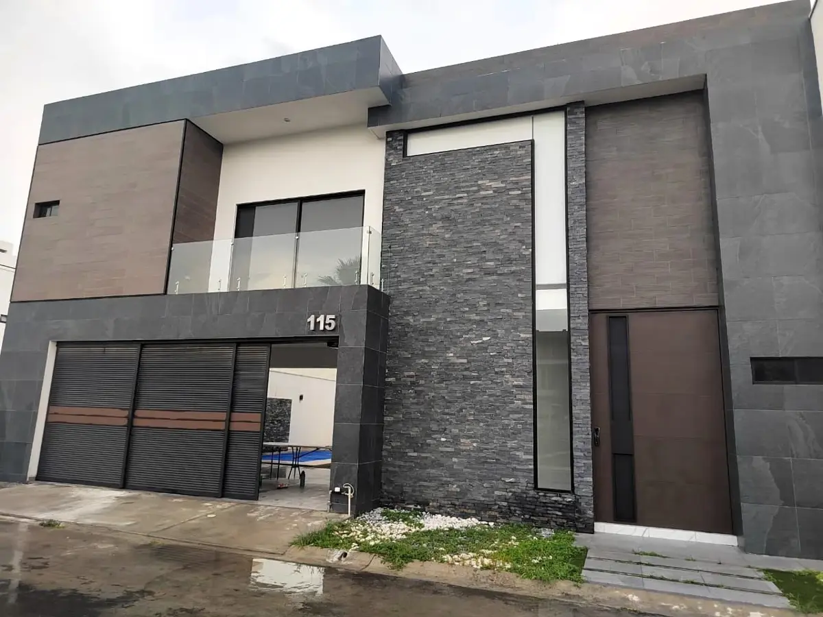 Casa en venta en La Encomienda, General Escobedo — foto 1 de 18