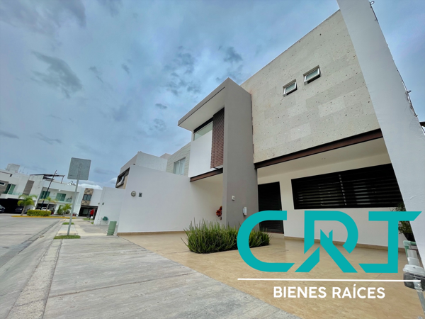 Casa en Venta en Sierra Nogal, León con Amenidades y Seguridad