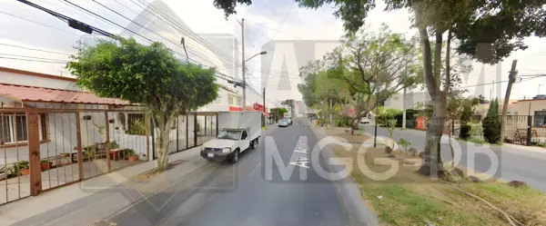 Casa en venta en Jardines Del Valle, Zapopan — foto 2 de 56