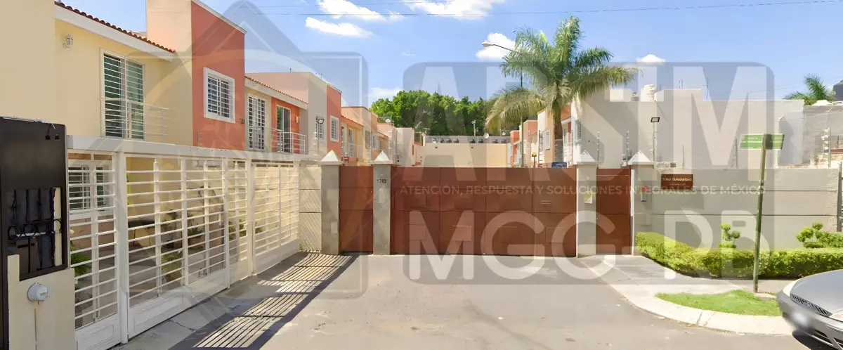 Casa en venta en Jardines Del Valle, Zapopan — foto 1 de 60