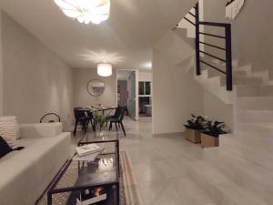 Casa en venta en Jardines de Los Naranjos, León — foto 3 de 22
