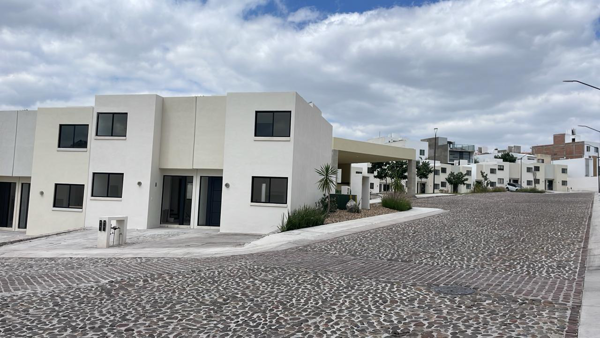 Casa en venta en Colinas del Santuario, Corregidora — foto 2 de 17