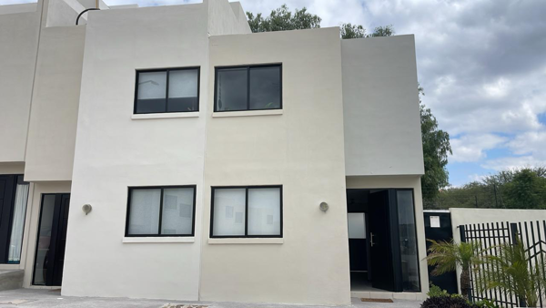 Casa en venta en Colinas del Santuario, Corregidora, Querétaro Casa en venta en Colinas del Santuario, Corregidora, Querétaro