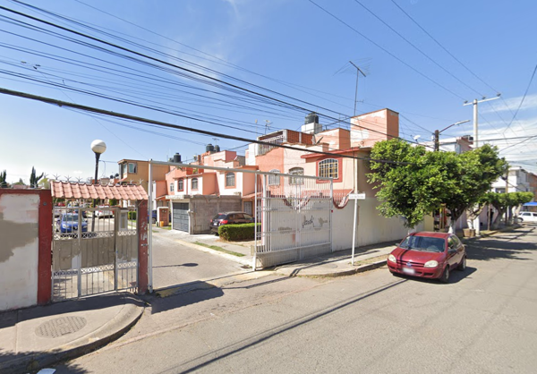 Casa en venta en San Buenaventura, Ixtapaluca — foto 2 de 9
