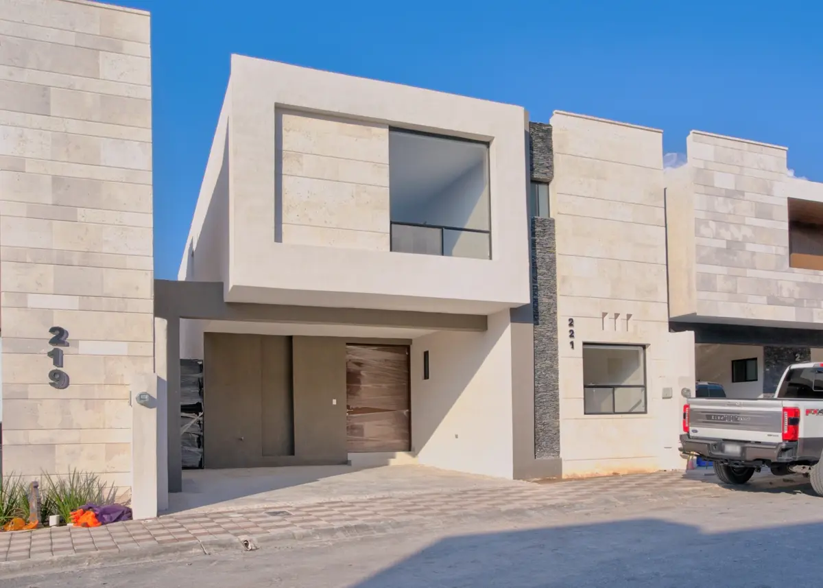Casa en renta en Privanzas del Campestre, Arteaga — foto 1 de 36