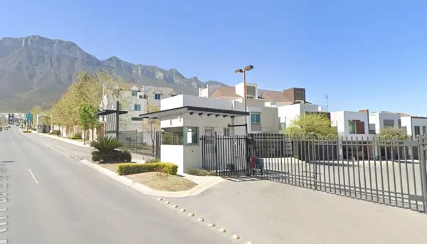 Casa en venta en Nuevo Centro de Monterrey, Monterrey — foto 3 de 6