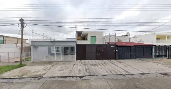 Casa en venta en Jardines de La Cruz 1a. Sección, Guadalajara — foto 2 de 12