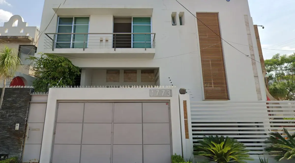 Casa en venta en Cerro Del Tesoro, San Pedro Tlaquepaque — foto 1 de 14
