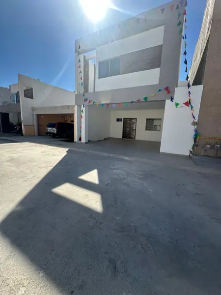 Casa en venta en Villa de las Palmas, Torreón — foto 2 de 21