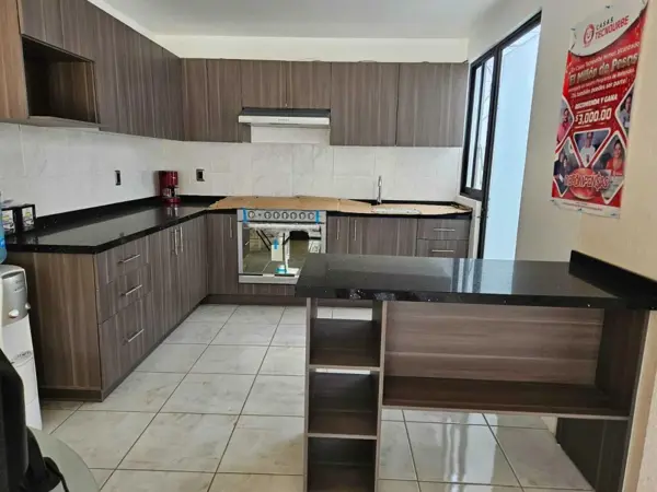 Casa en venta en Lomas de Tzompantle, Cuernavaca — foto 2 de 10