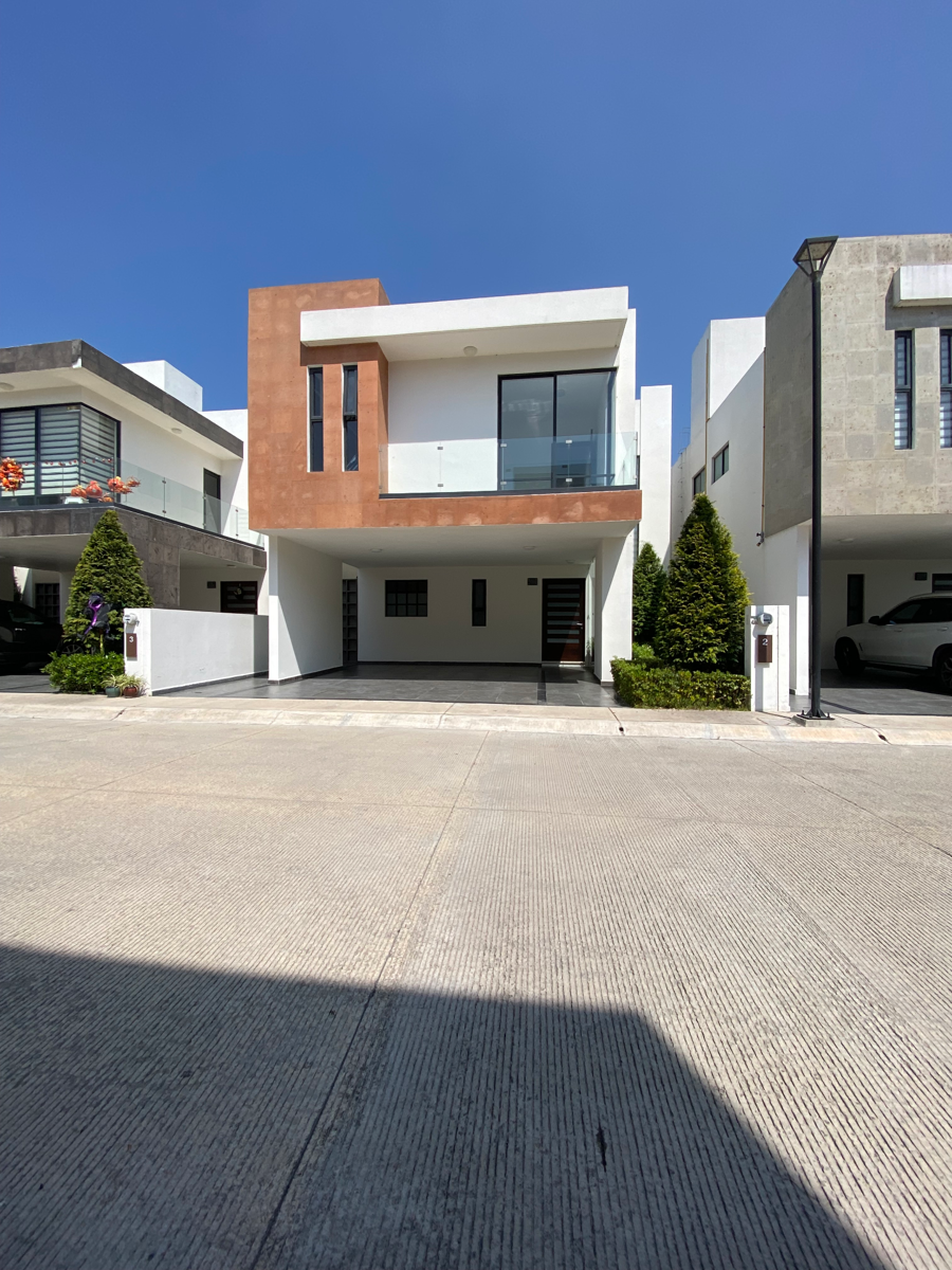 Casa en venta en San Pedro Cholula, Ocoyoacac — foto 1 de 34