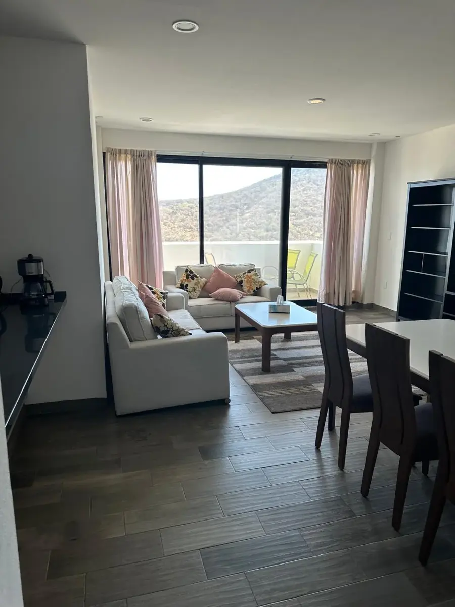 Departamento en venta en Villas de Irapuato, Irapuato — foto 1 de 19