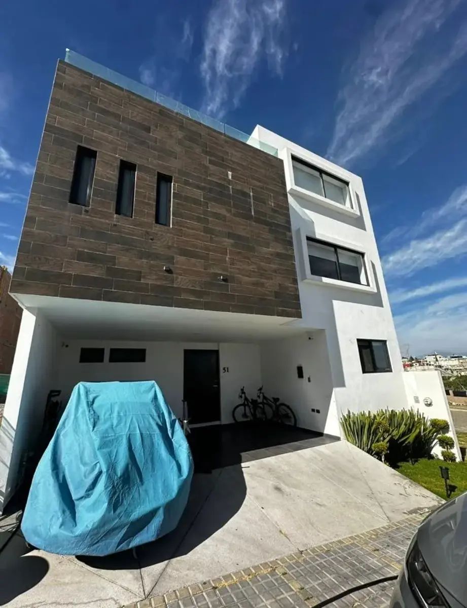 Casa en venta en Lomas de Angelópolis, San Andrés Cholula — foto 1 de 21