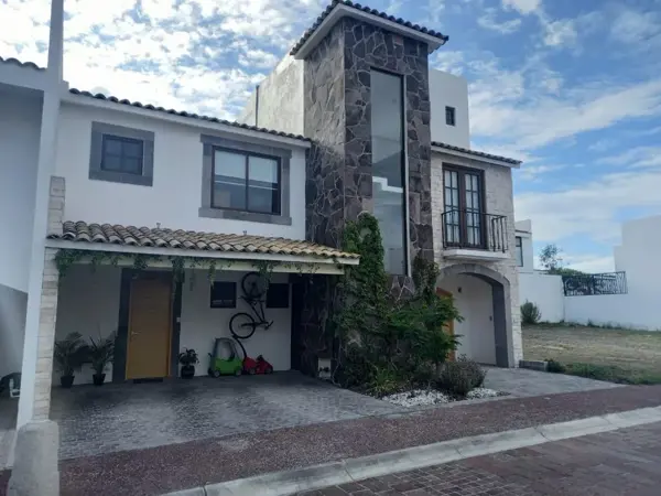 Casa en venta en Lomas de Angelópolis, San Andrés Cholula — foto 2 de 22