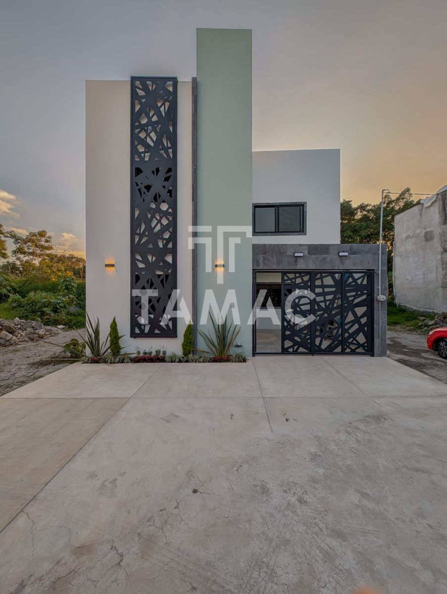Casa en venta en Jardines de Delicias, Cuernavaca — foto 1 de 19