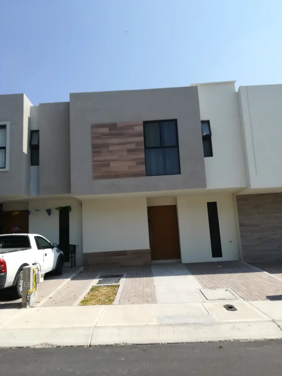 Casa en renta en Zákia, El Marqués — foto 1 de 32