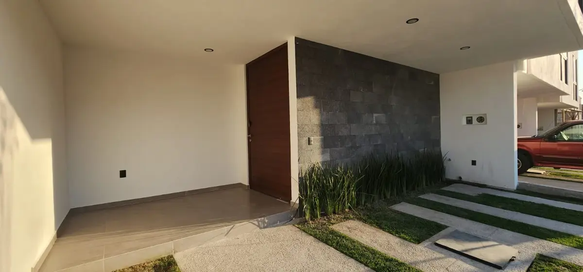 Casa en venta en Cañadas del Arroyo, Corregidora — foto 1 de 19