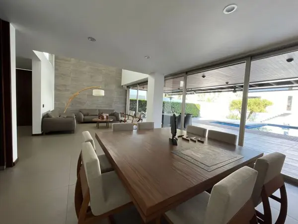 Casa en venta en Valle Real, Zapopan — foto 3 de 14
